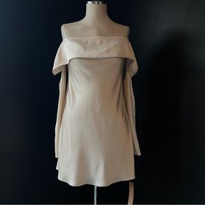 SOLD Reformation Meaves Dress